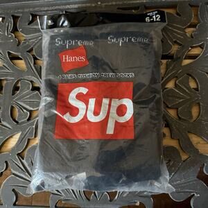 Supreme x Hanes Black Cushion Crew Socks 4-Pack Logo NEW Dead Stock Size 6–12